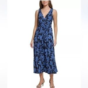 Tommy Hilfiger Women's Feathered Floral Printed Sleeveless V-Neck Maxi Dress NWT